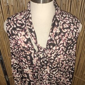 Women's AVA & VIV Plus Size Sleeveless Blouse With Tie Black & Floral Size 4X